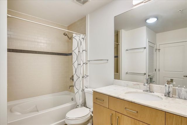5925 Almeda Road 11806, Houston, TX 77004
