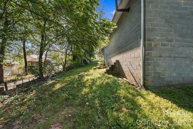 17-G Lake Street, Granite Falls, NC 28630