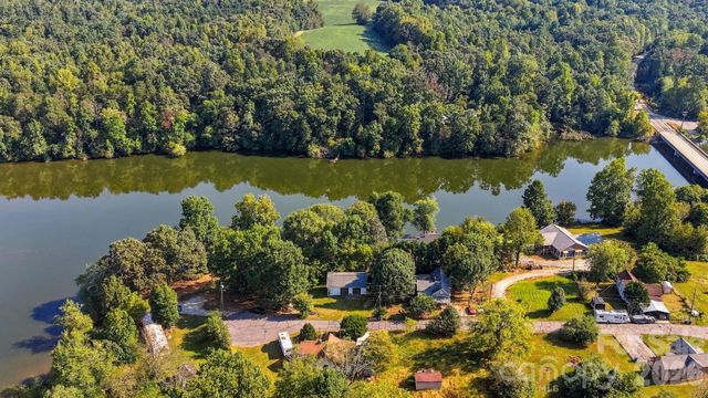17-G Lake Street, Granite Falls, NC 28630