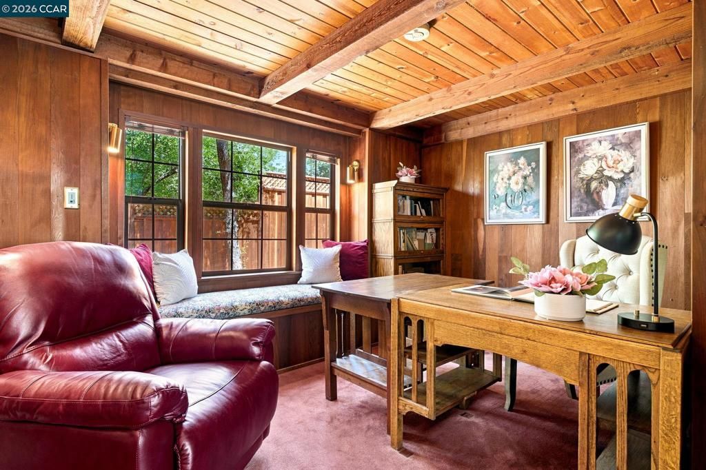 Image 3 of property listing at 890 Holly Hill Dr, Walnut Creek, CA 94596