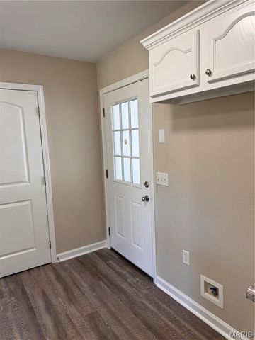 208 Kinder Avenue, Sikeston, MO 63801