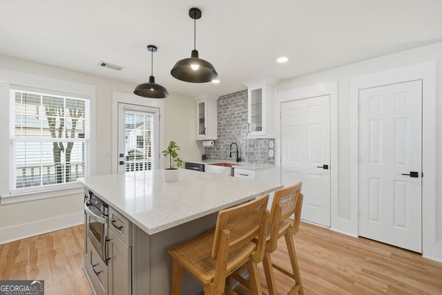 313 Hiawassee Drive, Woodstock, GA 30188