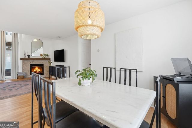 313 Hiawassee Drive, Woodstock, GA 30188