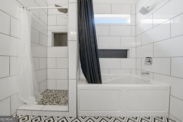 313 Hiawassee Drive, Woodstock, GA 30188