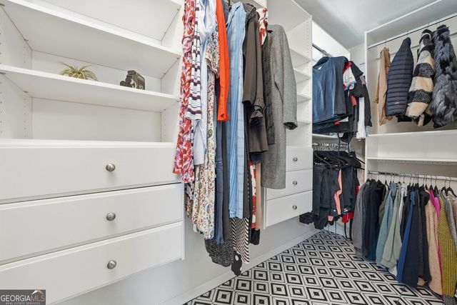 313 Hiawassee Drive, Woodstock, GA 30188