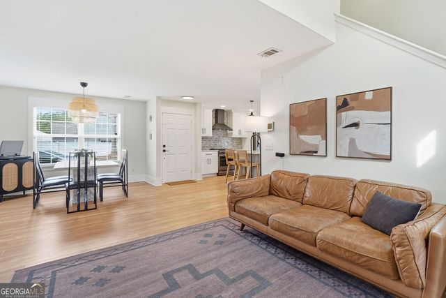 313 Hiawassee Drive, Woodstock, GA 30188