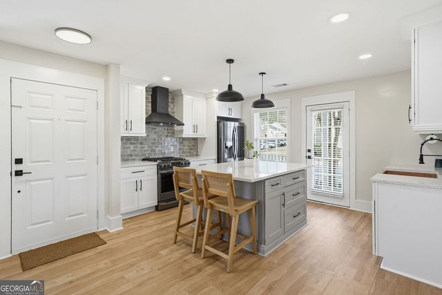 313 Hiawassee Drive, Woodstock, GA 30188