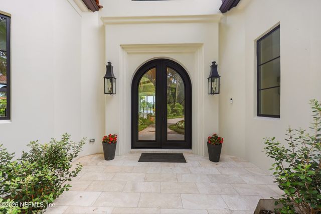 121 ANNAPOLIS Lane, Ponte Vedra Beach, FL 32082