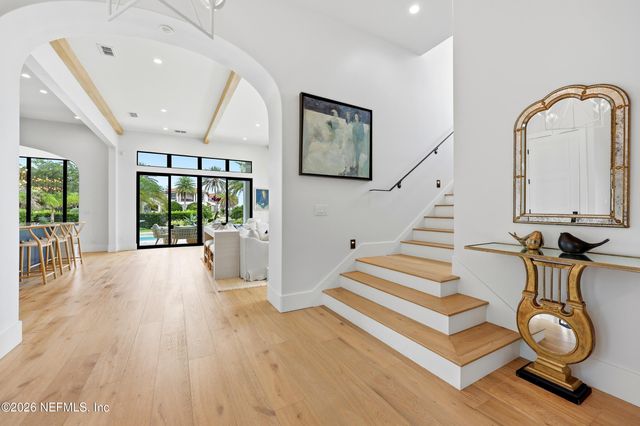 121 ANNAPOLIS Lane, Ponte Vedra Beach, FL 32082