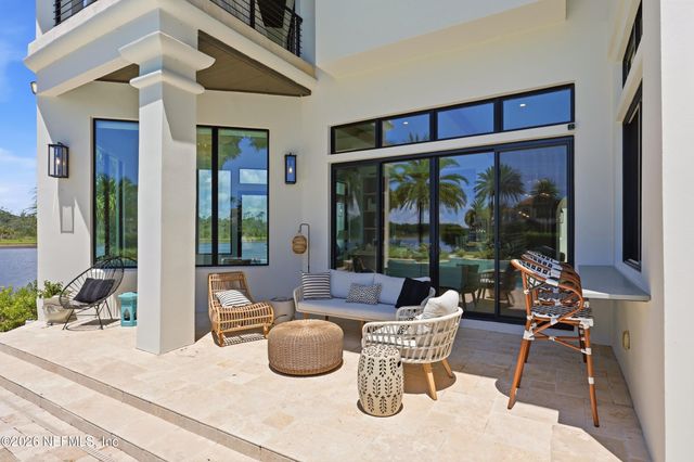 121 ANNAPOLIS Lane, Ponte Vedra Beach, FL 32082