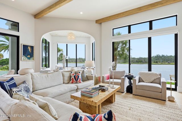121 ANNAPOLIS Lane, Ponte Vedra Beach, FL 32082
