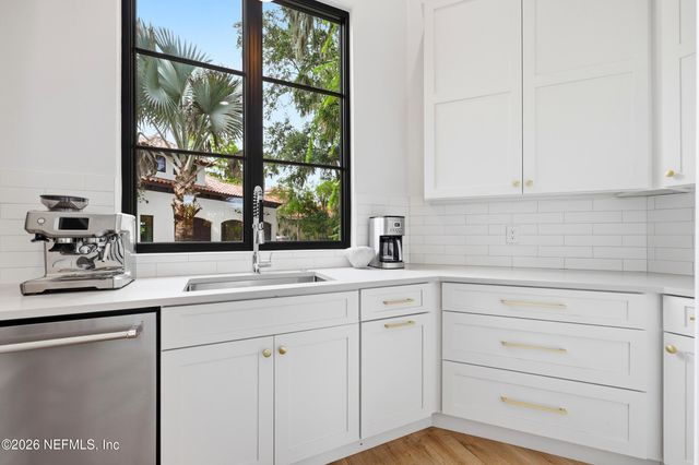 121 ANNAPOLIS Lane, Ponte Vedra Beach, FL 32082