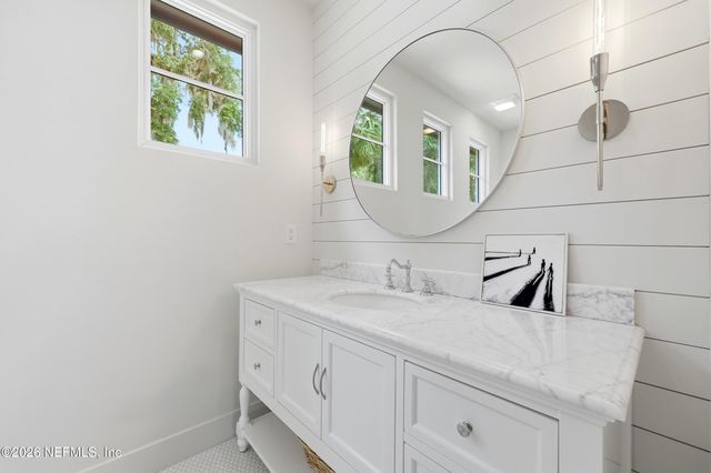 121 ANNAPOLIS Lane, Ponte Vedra Beach, FL 32082