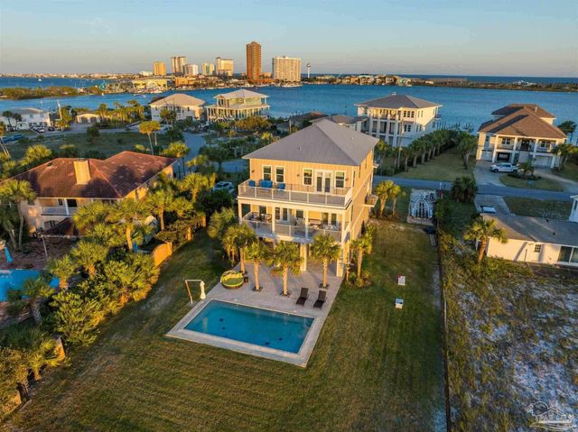 247 Sabine Dr, Pensacola Beach, FL 32561