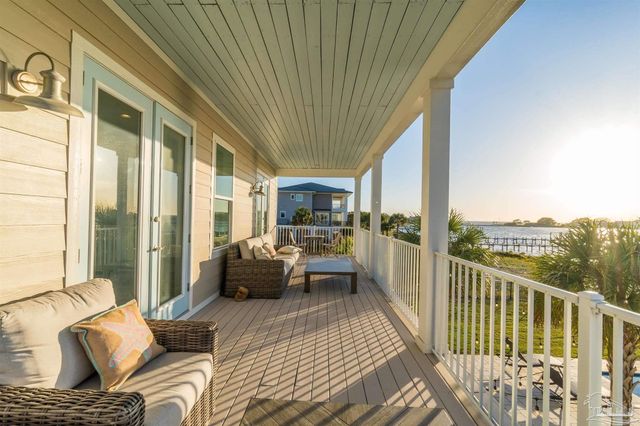 247 Sabine Dr, Pensacola Beach, FL 32561