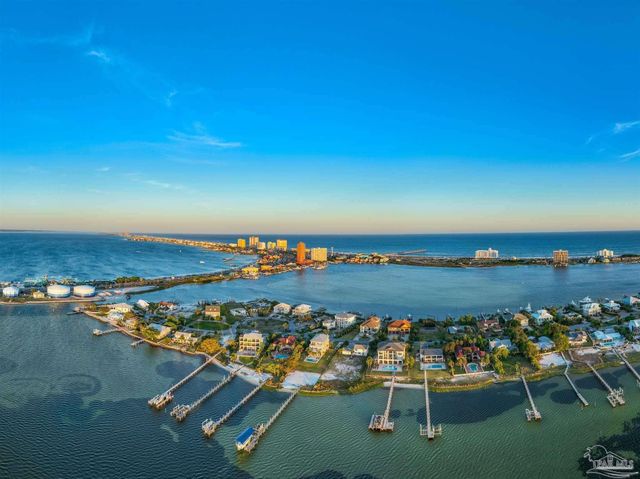 247 Sabine Dr, Pensacola Beach, FL 32561