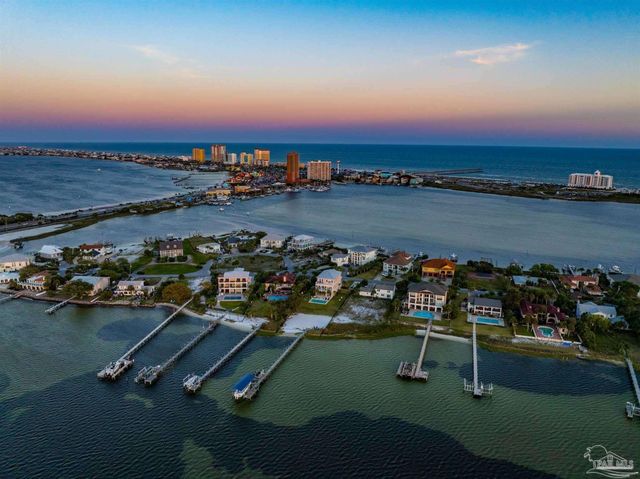 247 Sabine Dr, Pensacola Beach, FL 32561