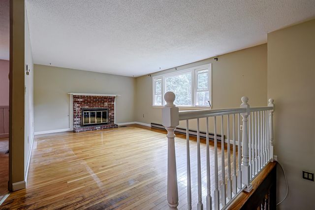 29 Northwood Drive, Merrimack, NH 03054