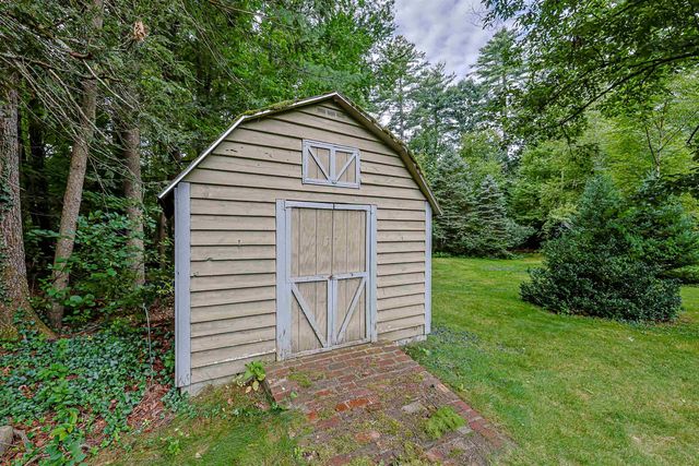 29 Northwood Drive, Merrimack, NH 03054