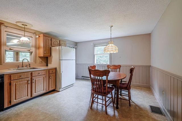 29 Northwood Drive, Merrimack, NH 03054