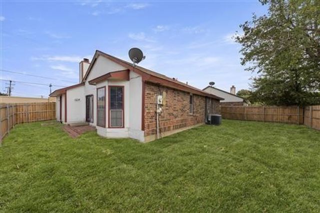 4626 Larner Street, The Colony, TX 75056