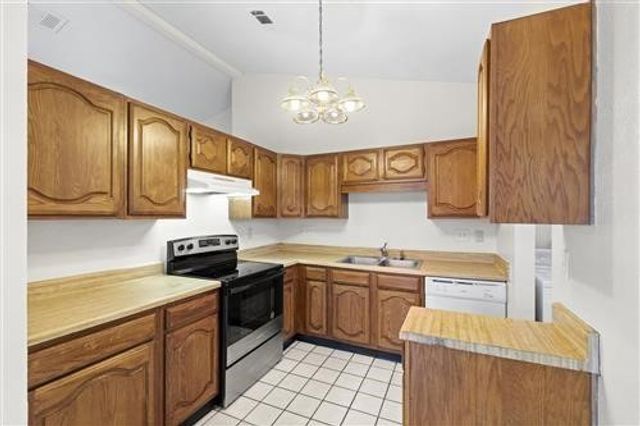 4626 Larner Street, The Colony, TX 75056