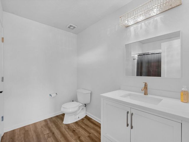 5826 W Harrow Drive, Houston, TX 77084