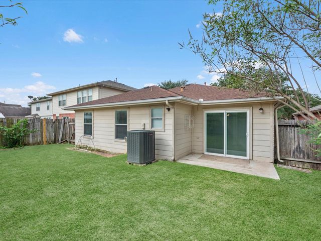 5826 W Harrow Drive, Houston, TX 77084