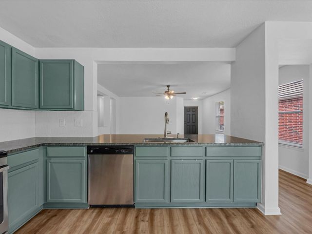 5826 W Harrow Drive, Houston, TX 77084