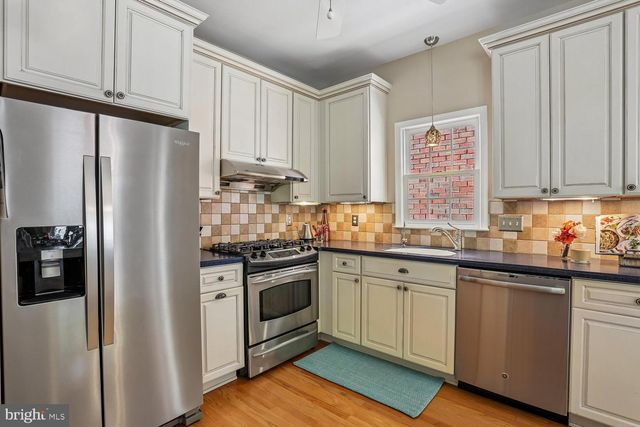 465 TSCHIFFELY SQUARE RD, Gaithersburg, MD 20878