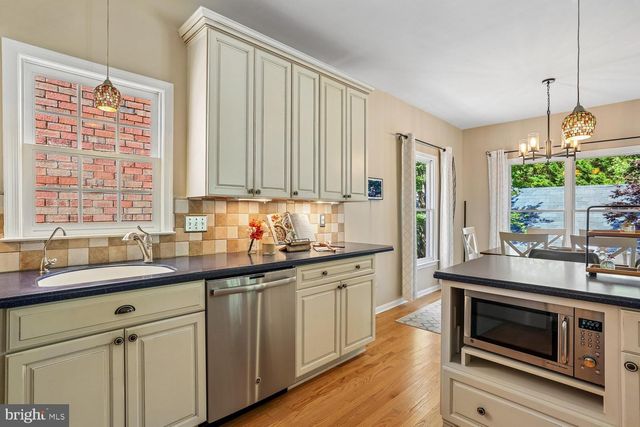 465 TSCHIFFELY SQUARE RD, Gaithersburg, MD 20878