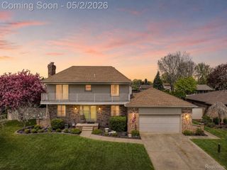 14853 Jacobs Drive, Warren, MI 48088