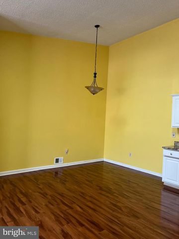 63 RACHEL CT, Franklin Park, NJ 08823