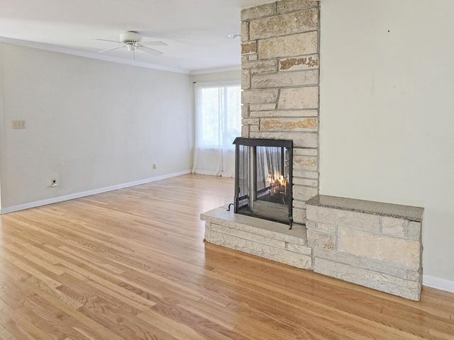 323 Ridge ROAD, Lake Geneva, WI 53147