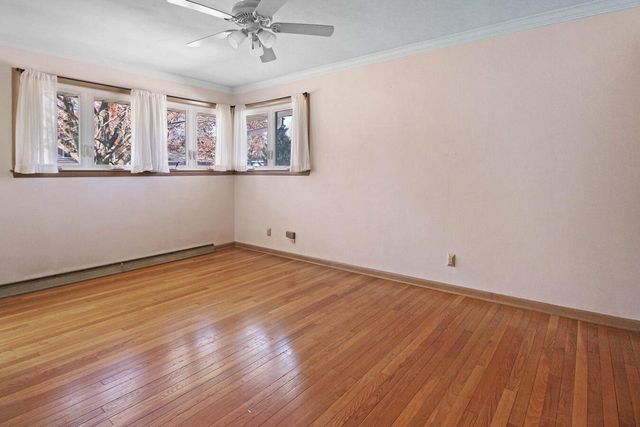 323 Ridge ROAD, Lake Geneva, WI 53147