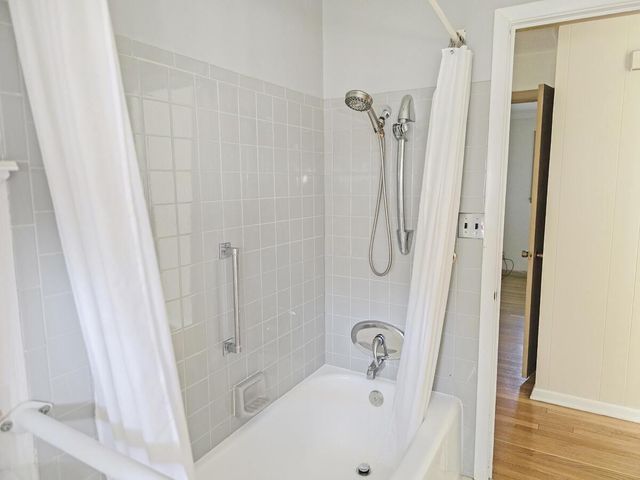 323 Ridge ROAD, Lake Geneva, WI 53147