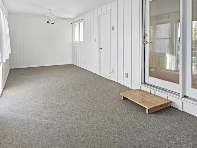 323 Ridge ROAD, Lake Geneva, WI 53147