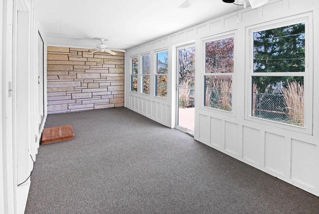 323 Ridge ROAD, Lake Geneva, WI 53147