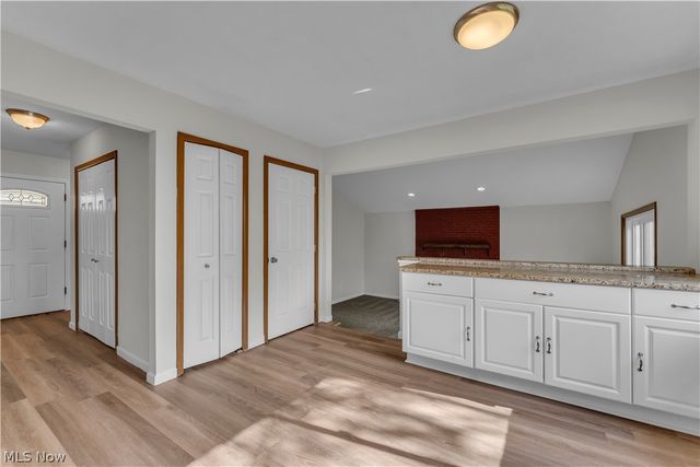 2540 Charney Road, University Heights, OH 44118