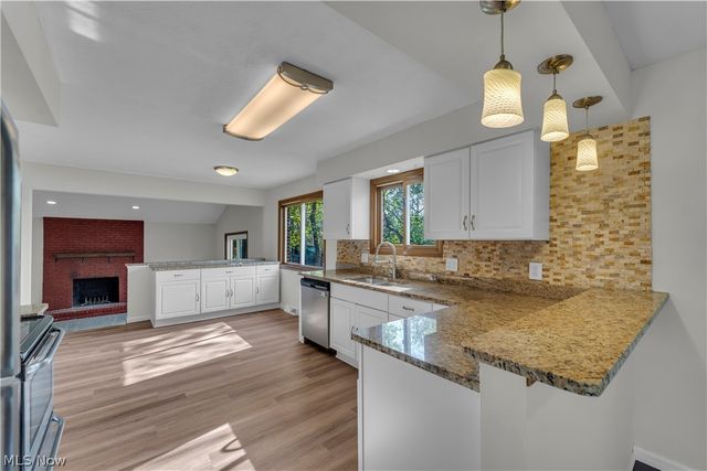 2540 Charney Road, University Heights, OH 44118