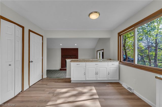 2540 Charney Road, University Heights, OH 44118