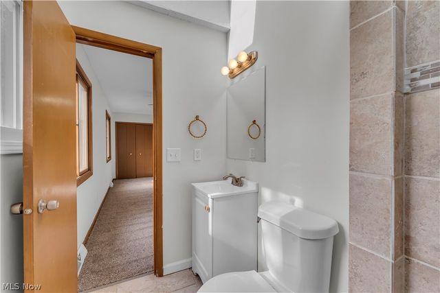 2540 Charney Road, University Heights, OH 44118