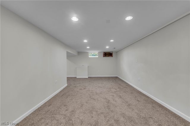 2540 Charney Road, University Heights, OH 44118