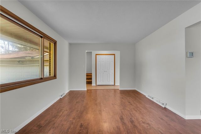 2540 Charney Road, University Heights, OH 44118