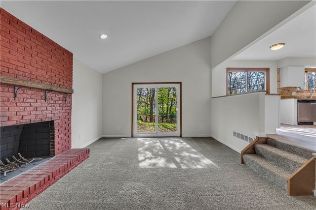 2540 Charney Road, University Heights, OH 44118