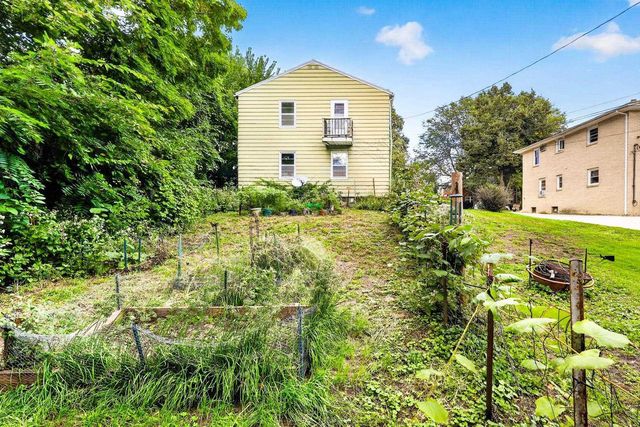 914 High Street, Madison, WI 53715