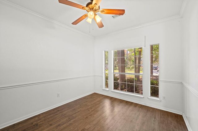 54 Wrens Song Place, The Woodlands, TX 77382