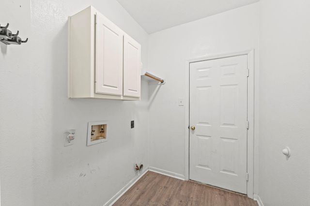 54 Wrens Song Place, The Woodlands, TX 77382
