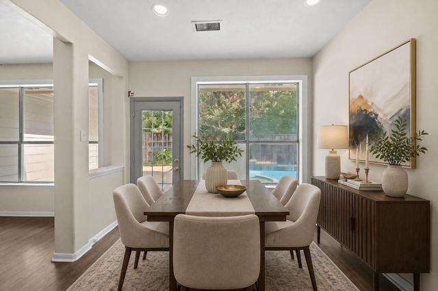 54 Wrens Song Place, The Woodlands, TX 77382