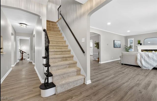 627 Greenwood Avenue, Akron, OH 44320